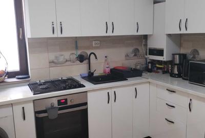 Apartament cu 3 camere decomandat în Central - 3