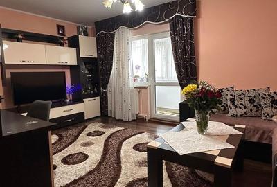 Apartament cu 3 camere în Central - 1