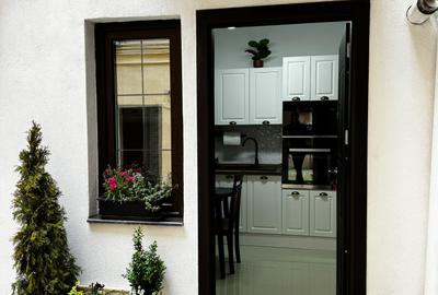 VAND APARTAMNT 3 CAMERE,PARTER, ULTRACENTRAL LA CURTE - 4