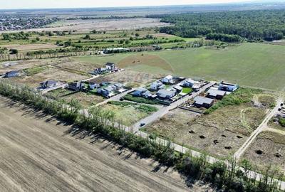 Teren Construcții intravilan de 593 mp, în Vânători - 7