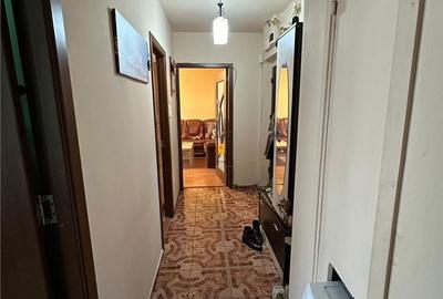 Apartament cu 2 camere decomandat în Mălăiești - 1