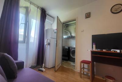 Garsonieră decomandată în Berceni - 2