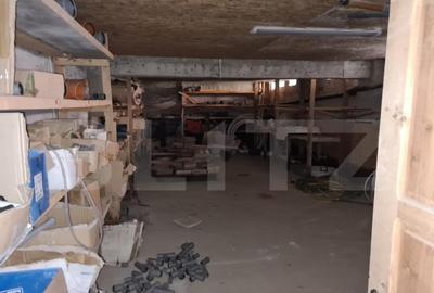 Casă cu 7 camere cu Teren 756 Mp în Central - 9