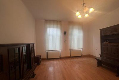 Inchiriez spatiu comercial zona Centrala - ID : RH-43726-property - 2