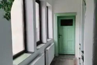 Conac de vanzare - 10