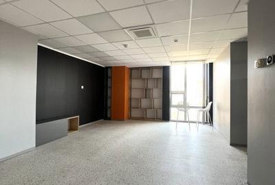 Spațiu comercial, de 350 mp, în Central - 5