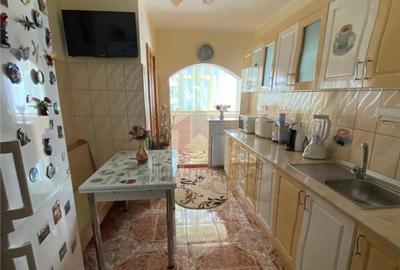 Apartament cu 3 camere decomandat în Central - 13