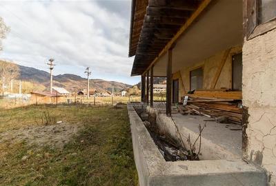 Proprietate autentica, stil traditional:Eco, cu parau pitoresc si vedere spectac - 21