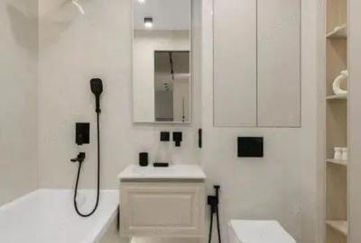 Apartament cu 2 camere decomandat în Soarelui