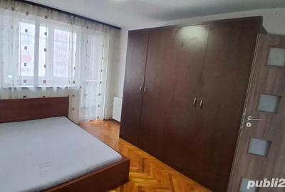 Apartament cu 3 camere semidecomandat în Berceni - 3
