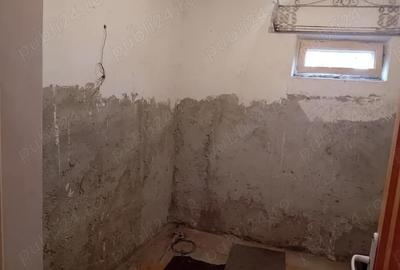 Casă cu Teren 922 Mp în Plosca - 3