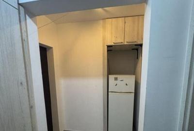 Garsonieră decomandată în Tineretului