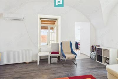 Casa cu 6 camere in zona Central - 4