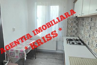 Apartament cu 3 camere semidecomandat în Central - 12