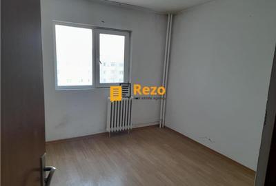 PANTELIMON MORARILOR, PARCUL FLORILOR, 87 MP DECOMANDAT, BLOC 1975 PANTELIMON MORARILOR, PARCUL FLORILOR, 87 MP DECOMANDAT, BLOC 1975 - 4