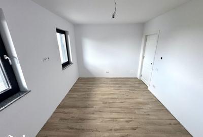 Casă cu 4 camere cu Teren 260 Mp în Miroslava - 11