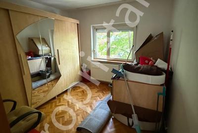 Apartament cu 3 camere decomandat în Aradului - 9