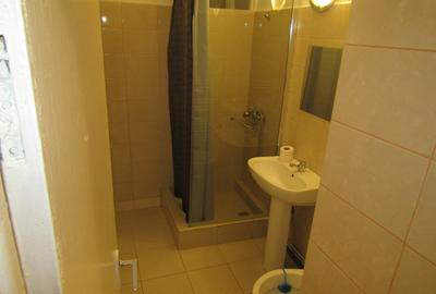 Apartament doua camere, semidecomandate, str. Aleea Petuniei, - 7