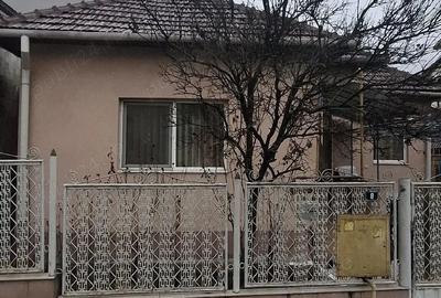 Casă cu 3 camere în Dâmbul Rotund - 3