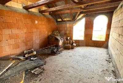 Casă cu 5 camere cu Teren 1900 Mp în Arcalia - 5