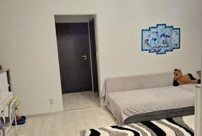 Apartament cu 2 camere semidecomandat, mobilat în Pajura - 2