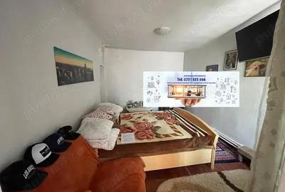 Casă cu 6 camere cu Teren 294 Mp în Central