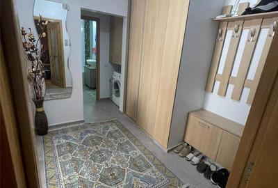 Apartament cu 2 camere decomandat în Poarta 6 - 6