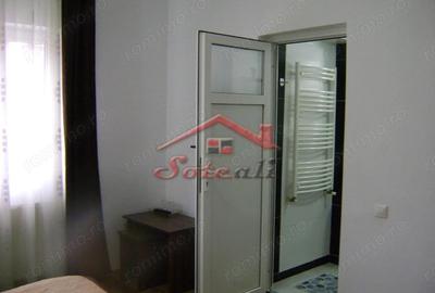 Spațiu comercial, de 280 mp, în Central - 6