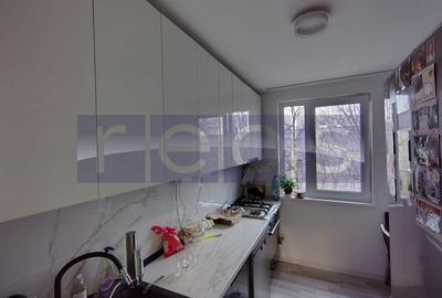 VANZARE 4 CAMERE I DECOMANDAT I METROU I VALEA OLTULUI, DRUMUL TABEREI - 4