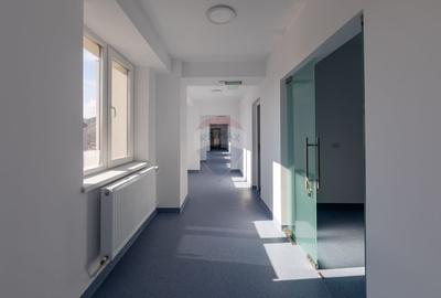 Spațiu comercial, de 1,200 mp, în Exterior Est - 6