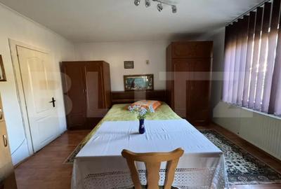 Casă cu 6 camere cu Teren 1200 Mp în Șoimuș - 3