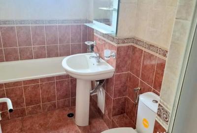 Apartament cu 3 camere decomandat în Faleză - 12