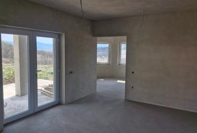 Casă individuală cu 2 camere cu Teren 900 Mp în Crișeni - 7