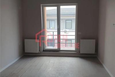 Apartament cu 2 camere decomandat în Fundeni