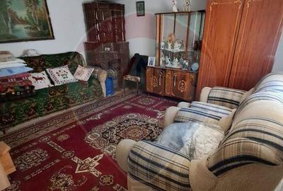 Casa / Vila cu 4 camere de vanzare in zona Central in... - 1