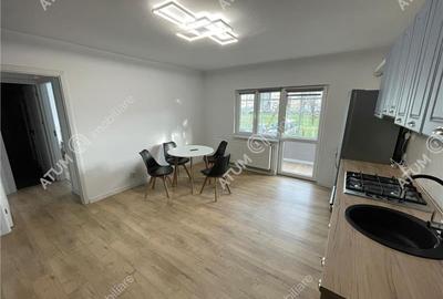 Apartament renovat cu 3 camere si balcon zona Ciresica din Sibiu - 2