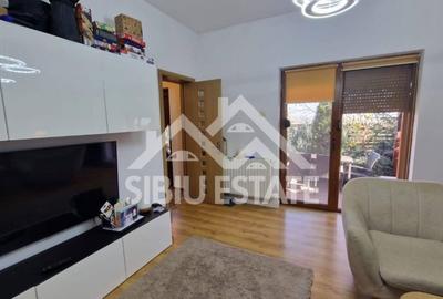 Casa moderna, de inchiriat, cu 3 camere, 2 bai, terasa - 10