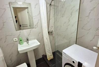 Garsonieră decomandată în Astra