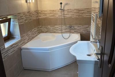 Casă cu 4 camere în Mândruloc - 4