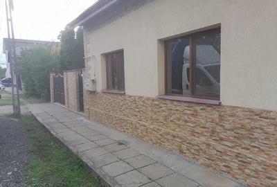Casă cu 5 camere cu Teren 370 Mp în Exterior Vest - 4