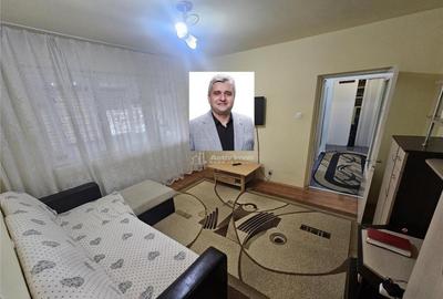 Apartament cu 2 camere semidecomandat în Micro II - 3