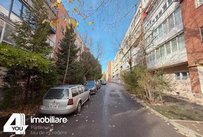 Apartament cu 3 camere decomandat în Central - 9