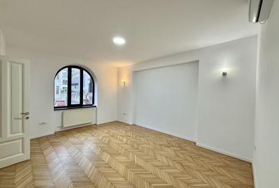 Vilă interbelică restaurată / ideală pentru spațiu de birouri - 4