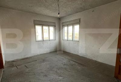 Casă cu 5 camere cu Teren 1950 Mp în Central - 2