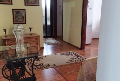 Apartament cu 4 camere decomandat în Central - 8