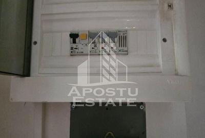 Apartament cu 3 camere semidecomandat, mobilat în Circumvalațiunii - 11