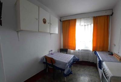 Apartament cu 2 camere semidecomandat în Nicolae Bălcescu