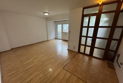 Apartament cu 2 camere semidecomandat în Independenței - 1