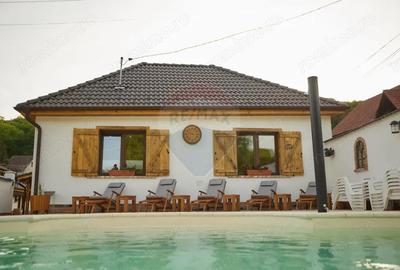 Casă cu 6 camere cu Teren 3900 Mp în Mediaș - 3