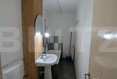 Apartament cu 3 camere decomandat în Cetate - 2